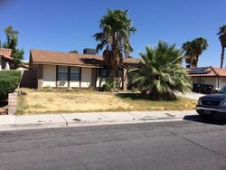Pre-foreclosure in  La Mesa Dr Henderson, NV 89014