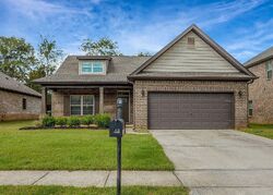 Pre-foreclosure in  N CATAWBA CIR NW Madison, AL 35757