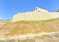 Pre-foreclosure in  W Canyon View Pl Chatsworth, CA 91311