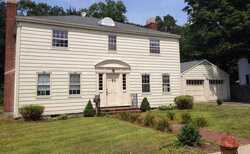 Pre-foreclosure in  SUMMIT AVE North Smithfield, RI 02896