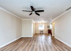 Pre-foreclosure in  COUNTRY CLUB DR Largo, FL 33771