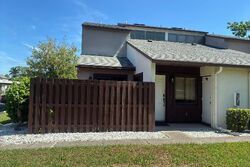 Pre-foreclosure in  Somerset Blvd Fort Myers, FL 33919