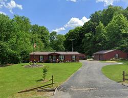 Pre-foreclosure in  Waterford Rd New Waterford, OH 44445