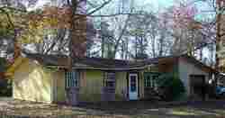 Pre-foreclosure in  SHAMROCK DR Jacksonville, NC 28540
