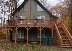  Greenbriar Cir, Tobyhanna PA