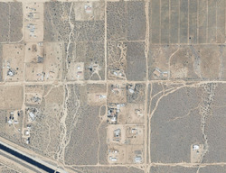 Pre-foreclosure in  La Mesa Rd Phelan, CA 92371