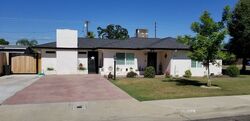 Pre-foreclosure in  Easy St Hanford, CA 93230