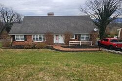 Pre-foreclosure in  Grandview Ave Nw Roanoke, VA 24012