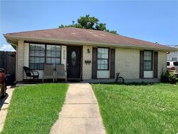 Pre-foreclosure in  California Ave Kenner, LA 70065