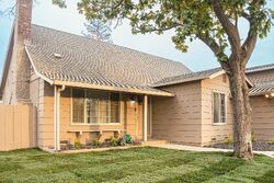 Pre-foreclosure in  Jeffrey Ct Stockton, CA 95207