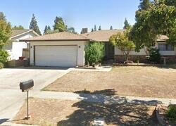 Pre-foreclosure in  W Fremont Ave Fresno, CA 93711