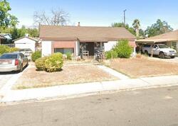 Pre-foreclosure in  Mayfair Dr E Fresno, CA 93703