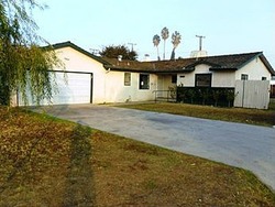 Pre-foreclosure in  1st St Wasco, CA 93280