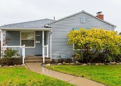 Pre-foreclosure in  E Poinsettia St Long Beach, CA 90805