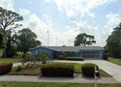 Pre-foreclosure in  SE 47th Ave Stuart, FL 34997