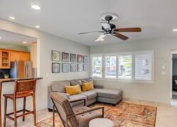 Pre-foreclosure in  NE 21st St Fort Lauderdale, FL 33305