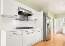 Pre-foreclosure in  Sandringham Rd Oakland, CA 94611