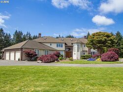 Pre-foreclosure in  NE 379th St La Center, WA 98629