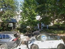 Pre-foreclosure in  62nd Ave Middle Village, NY 11379