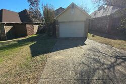 Pre-foreclosure in  Tall Oak Dr Fort Worth, TX 76108