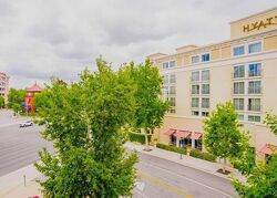 Pre-foreclosure in  Town Center Dr #7309 Valencia, CA 91355