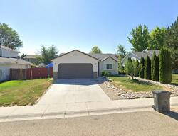 Pre-foreclosure in  Gresham Dr Caldwell, ID 83607