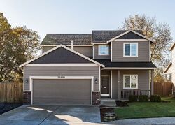 Pre-foreclosure in  Jakobi St Saint Helens, OR 97051