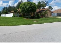 Pre-foreclosure in  SW 32nd Ter Cape Coral, FL 33914