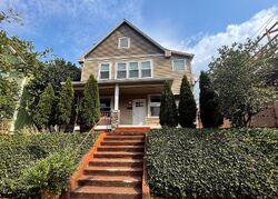 Pre-foreclosure in  N MONROE ST Portland, OR 97227