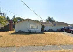Pre-foreclosure in  S 73rd St Tacoma, WA 98409