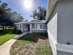 Pre-foreclosure in  SW 103rd Ln Ocala, FL 34476