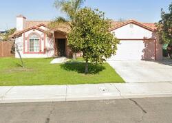 Pre-foreclosure in  Walnutwood Ct Los Banos, CA 93635
