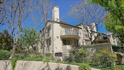 Pre-foreclosure in  DEL MONTE DR Valencia, CA 91355