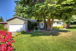Pre-foreclosure in  53rd Pl S Auburn, WA 98001