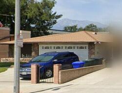 Pre-foreclosure in  Hawthorne Ave Fontana, CA 92335
