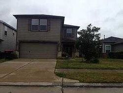 Pre-foreclosure in  REMINGTON RIDGE DR Houston, TX 77073