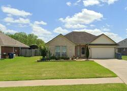 Pre-foreclosure in  Dove Trl Clute, TX 77531