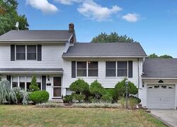 Pre-foreclosure in  Carol Rd Middletown, NJ 07748