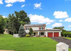 Pre-foreclosure in  Knox Ln Englishtown, NJ 07726