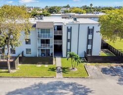 Pre-foreclosure in  NW 79th Ave  Miami, FL 33166