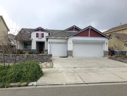 Pre-foreclosure in  LIQUID AMBER LN Ceres, CA 95307