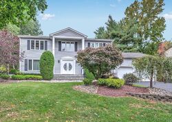 Pre-foreclosure in  Rockwell Cir Marlboro, NJ 07746