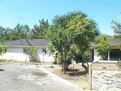 Pre-foreclosure in  N Mundy Ln Lodi, CA 95240