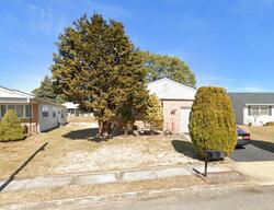 Pre-foreclosure in  Lismore Dr Toms River, NJ 08757