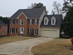 Pre-foreclosure in  Cherry Ridge Dr Decatur, GA 30034