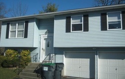 Pre-foreclosure in  ARISTOTLE DR Maybrook, NY 12543