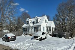 Pre-foreclosure in  Benoit St Coventry, RI 02816