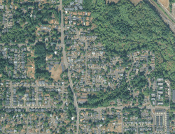 Pre-foreclosure in  SW Fanno Creek Dr Portland, OR 97224