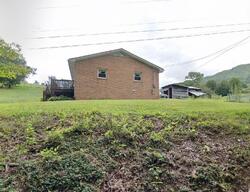 Pre-foreclosure in  Crystal Brook Ln Tazewell, VA 24651
