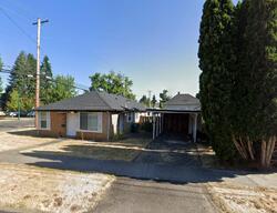 Pre-foreclosure in  23rd Ave Forest Grove, OR 97116